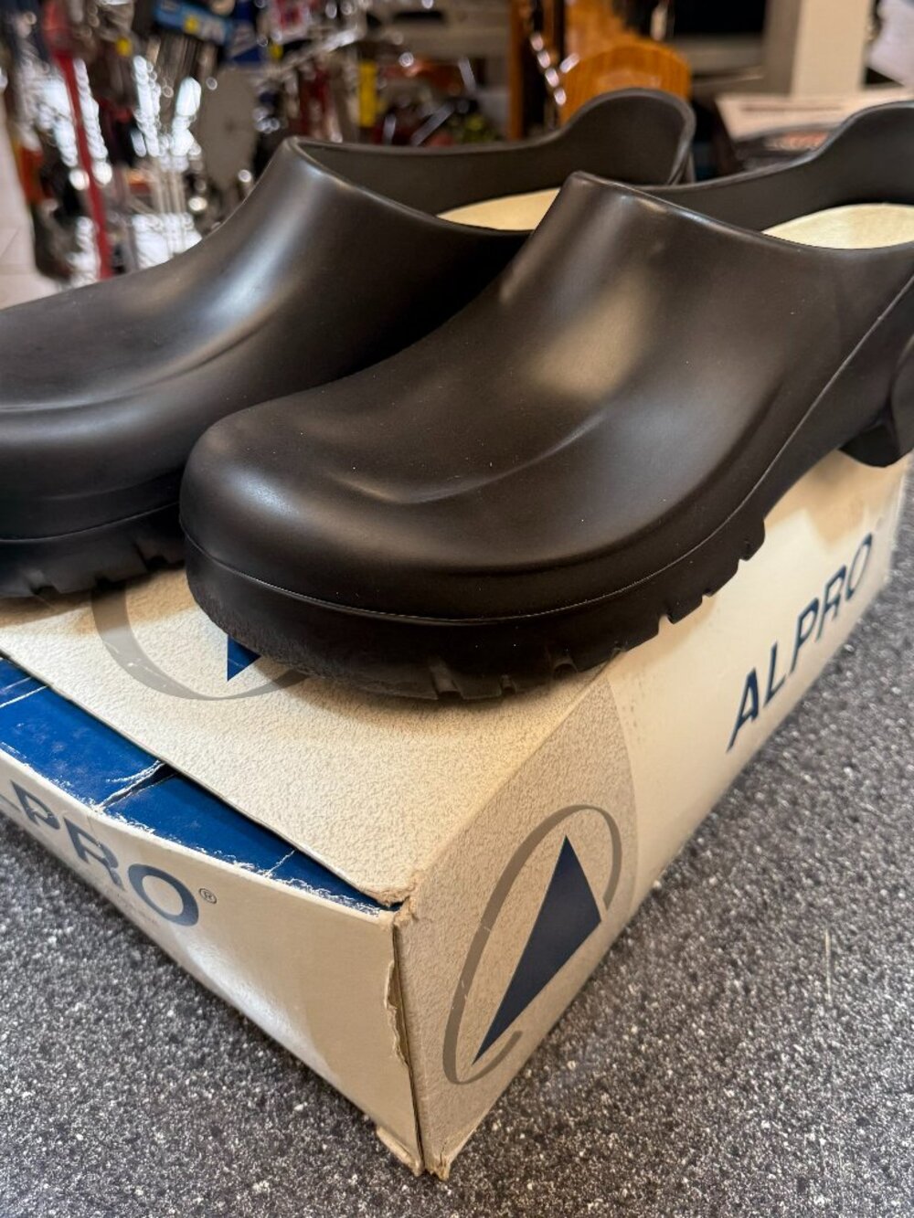 Alpro Professional Clogs, Black, Size 43/10, D-53560